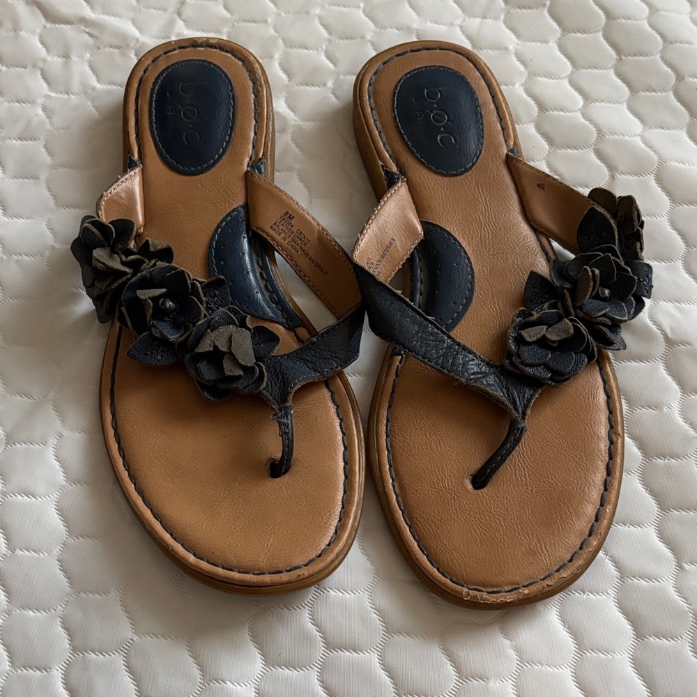 b.o.c. Blue Leather Thong Sandals with Floral Appliques